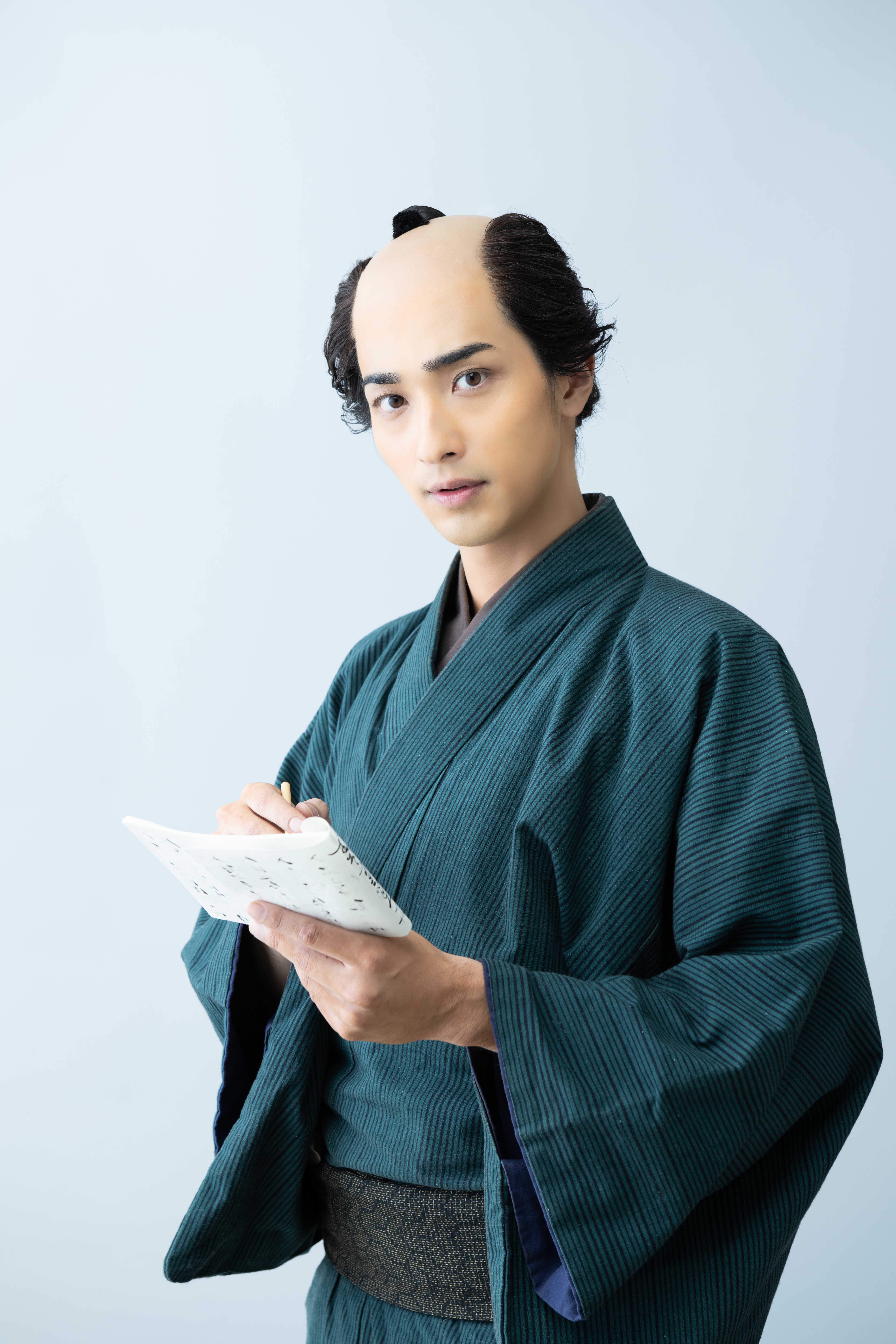 篠田麦也 写真事務所